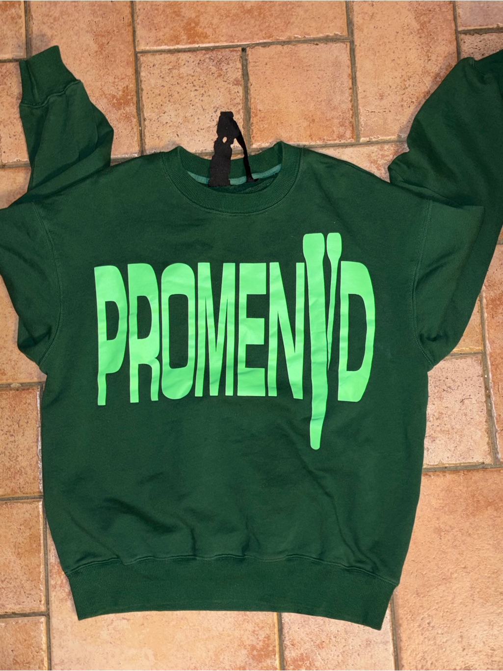 Vlone Promenvd Sweat Shirt. Color: Green Brand: Vlone. Size: Medium